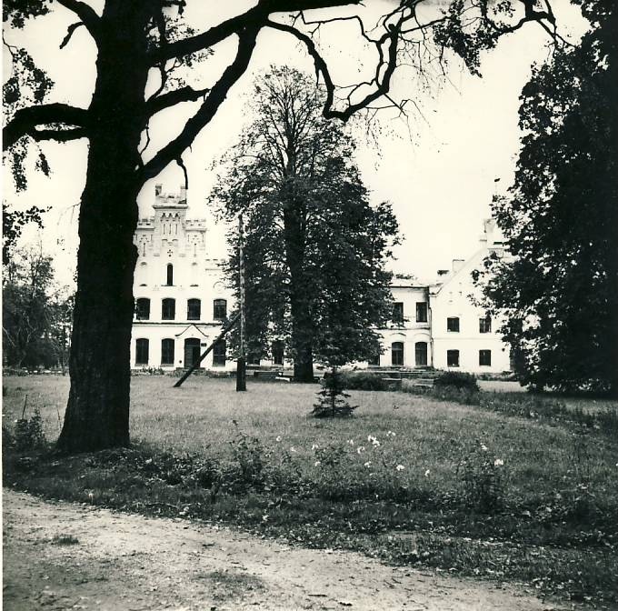 Aavere park