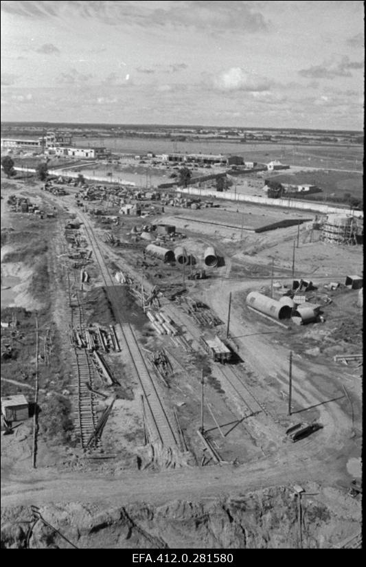 Kunda Tsemenditehase tooraine ja eterniiditsehhis. Vaateid tehasele ja Kundale