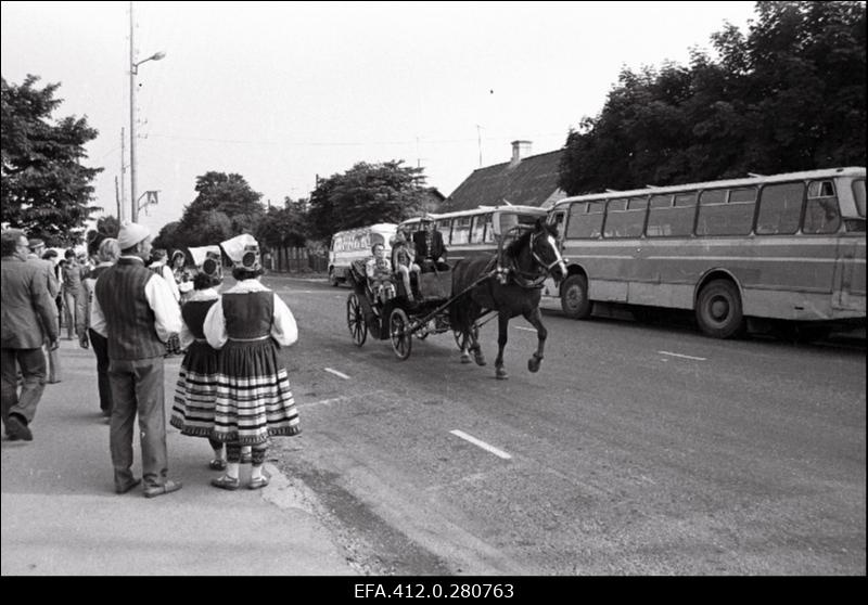 Haapsalu 700. aastapäeva pidulik tähistamine.