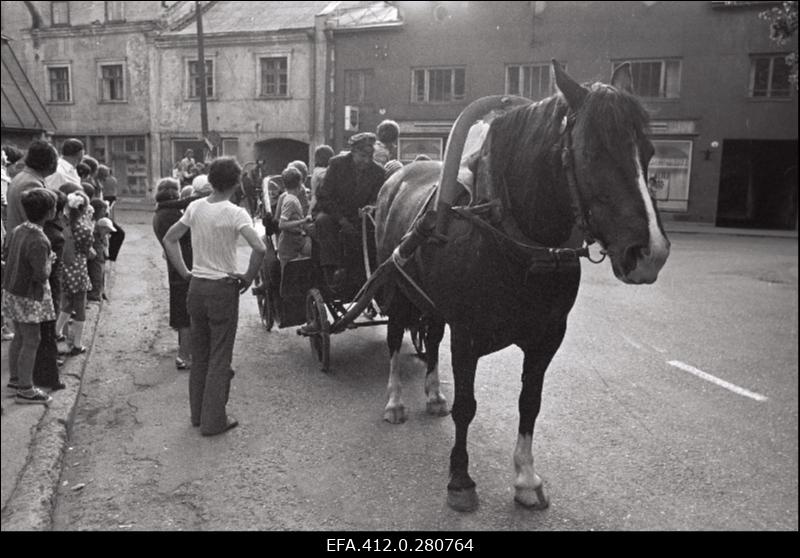 Haapsalu 700. aastapäeva pidulik tähistamine.