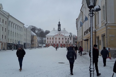 The demonstration in Tartu in the memory of those who have fallen in the Revolution in St Petersburg 03.1917 rephoto