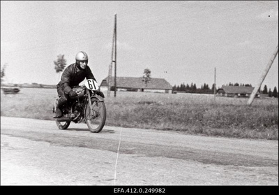 Motosport.  duplicate photo