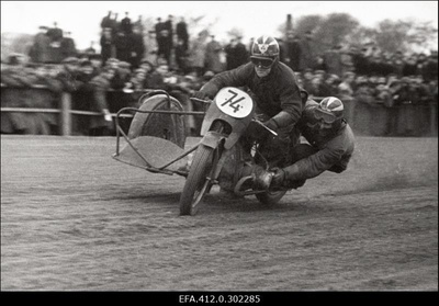 Kiirusvõistlused Hipodroomil, Tallinna Meistrivõistlused hipodroomisõidus  duplicate photo