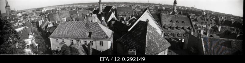 Panoraamvaade Vanalinnale Toompealt.