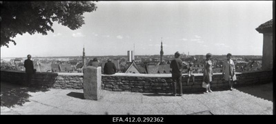 Panoraamid: 1. Vanalinn Toompealt. 2. Hotell "Viru". 3. Tornide Väljak. 4. Kirjanike Maja. 5. Tervishoiu Ministeerium. 6. Niguliste tänav.  similar photo
