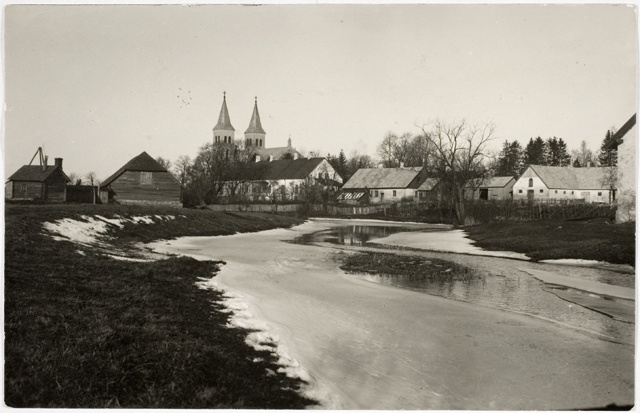 Vaade Raplale, Rapla kirikumõis