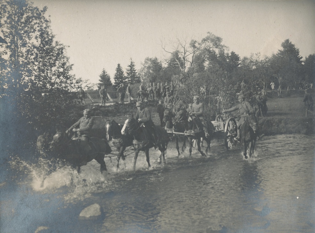 foto, Eesti suurtükiväe üksuse rännak Tartust Jägalasse, 1921.