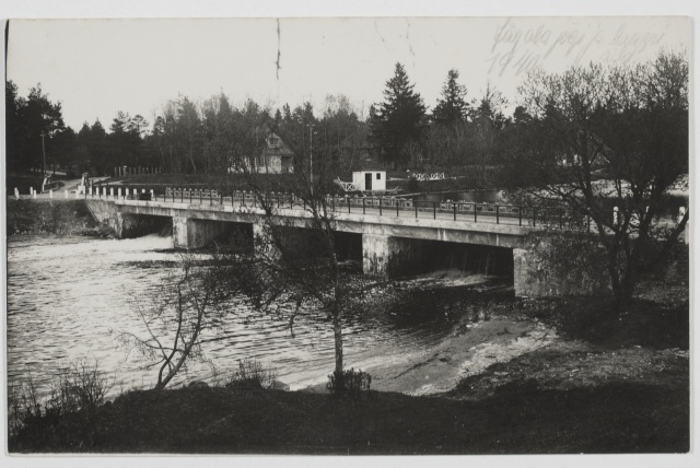 Jägala jõgi ja laagri sild