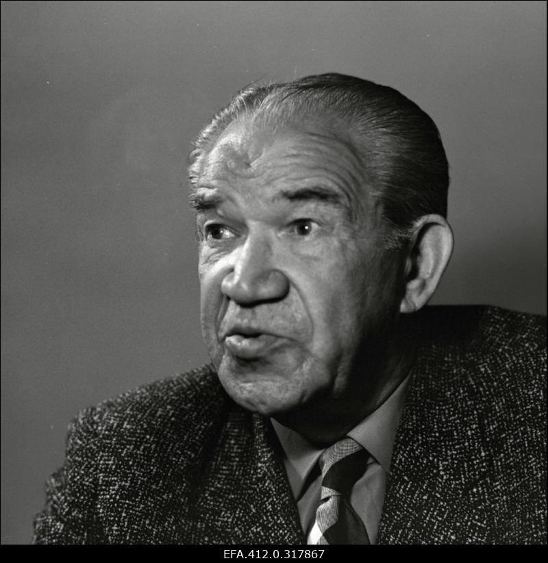 Kaarel Karm (Länts).