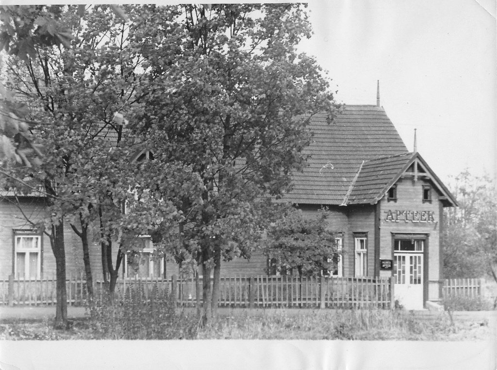 Palamuse apteegi hoone