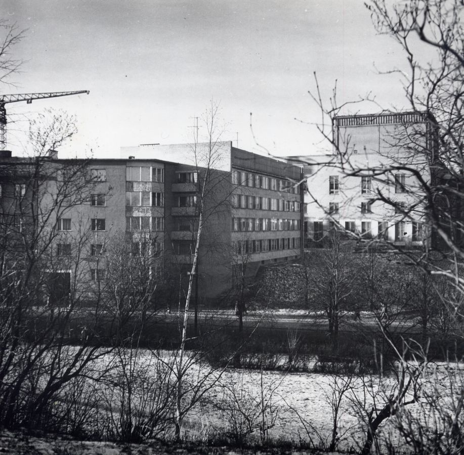 Kooperatiivi"Taara" elamu Tartus Riia 3. Fotod arh. Raul Kivi kogust