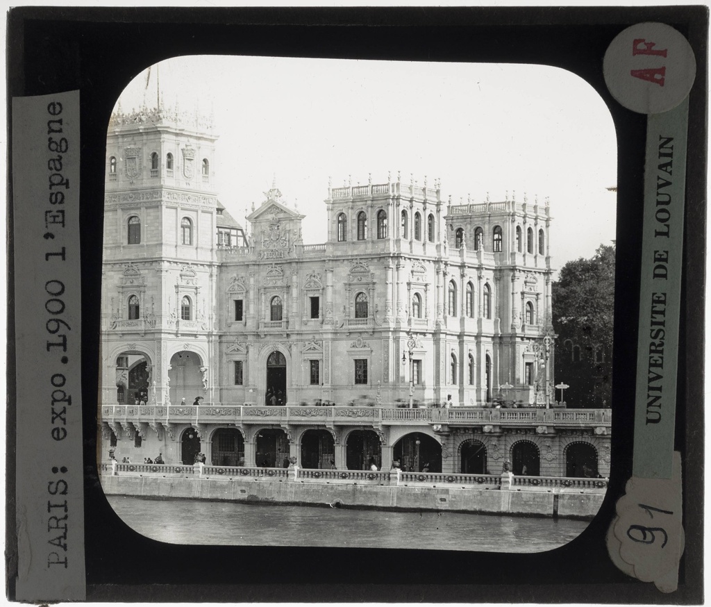 Paris. Spanish pavilion of the world exhibition 1900 Exterior - KU Leuven. Glass slides art history. Université de Louvain, between 1839 and 1939. Photographer unknown. Added information on slide. Creation/Building: c.1900. Current location: France, Paris. EuroPhot. Art History. 20th century. Architecture. Building. EuroPhot. Art history. 20th century. Architecture. Building.