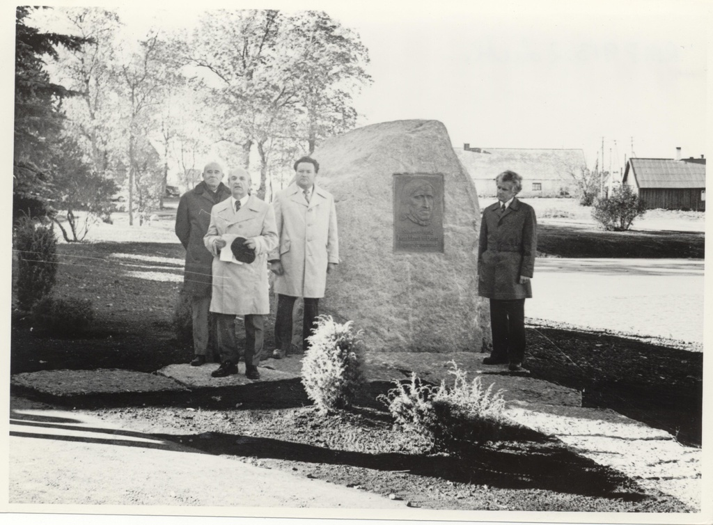 Lasila.baer stone opening