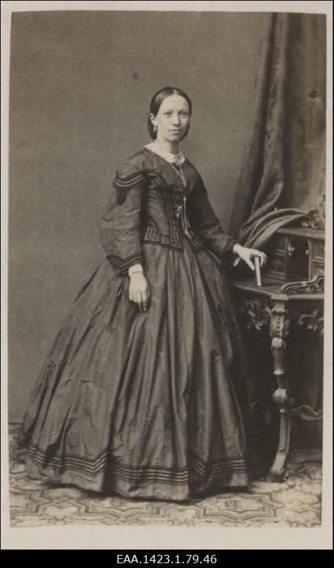 Anna von Ungern-Sternberg, portreefoto