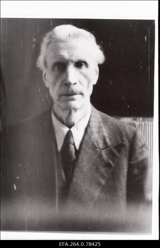 Jansen, August - ENSV rahvakunstnik, professor, maalikunstnik.