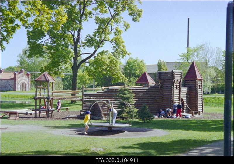 Laste mänguplats Rahvaaias.