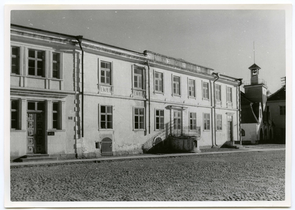 Main Fassade of Tallinn St. 8