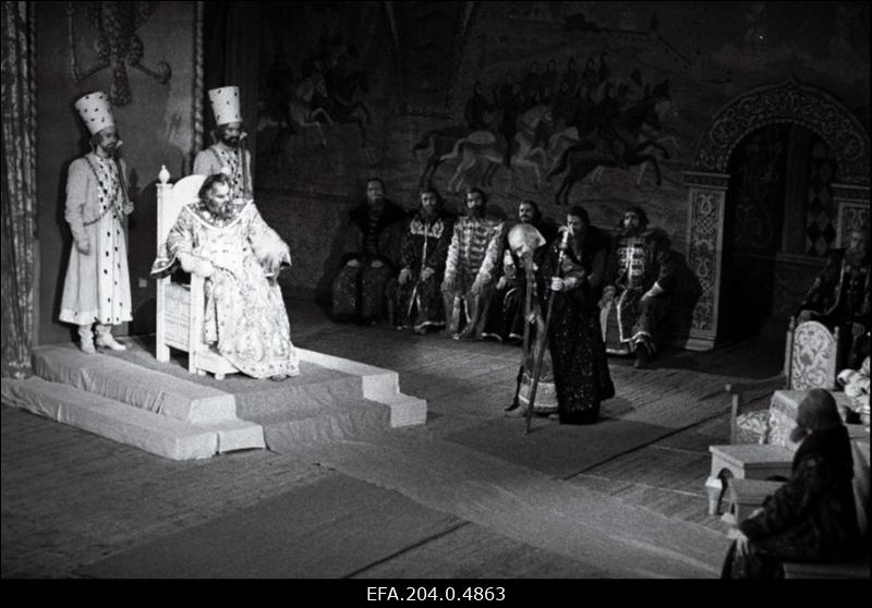 Stseen ooperi Boris Godunov V vaatusest RAT Estonias.
