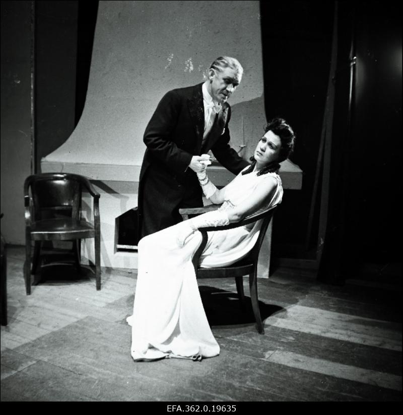 I. Kalmani operett Silva teatris Estonia. Silva - Olga Lund; F. Malmsten.