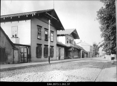 Tartu saksa käsitööliste maja Tiigi tänavas  duplicate photo
