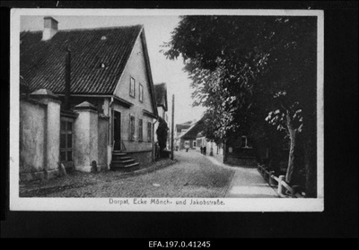 Munga ja Jakobi tänava nurk.  duplicate photo