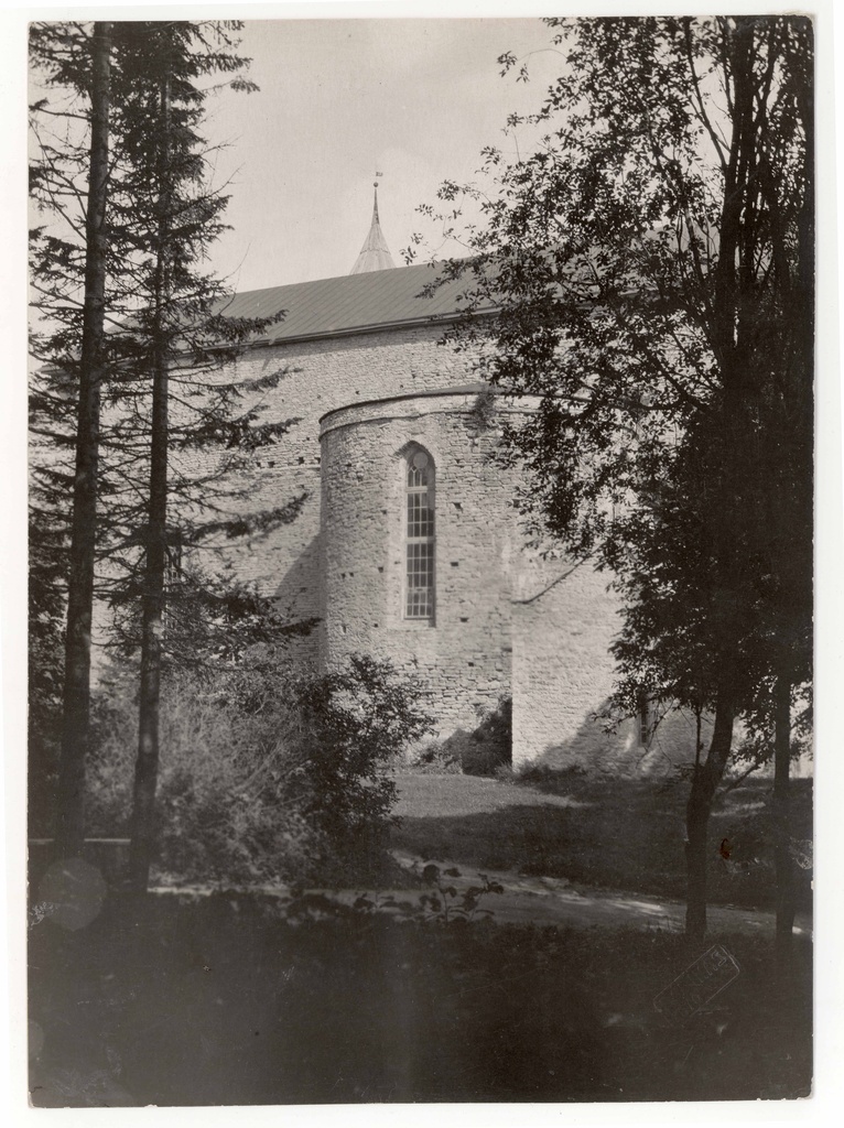 Haapsalu fortress. View of the Baptistery of the Toom Church from S
