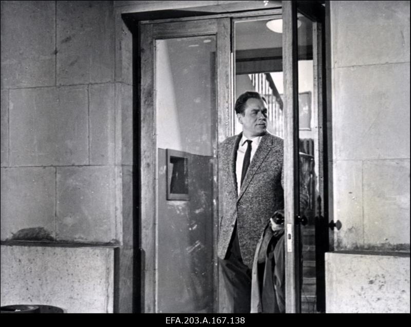 Näitleja G. Ots Laigo osas filmistuudio Tallinnfilm mängufilmis Juhuslik kohtumine.