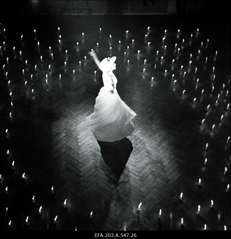 Tallinnfilmi lühimängufilm/tudengifilm "Roosa kübar".