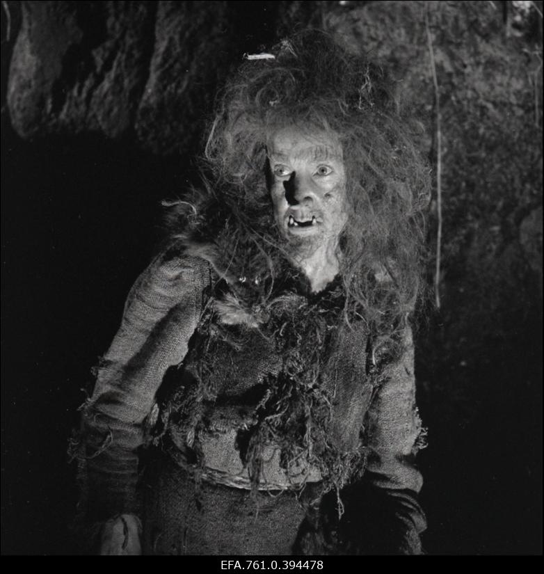 Stuudio "Tallinnfilm" muusikaline lastefilm "Nukitsamees" filmivõtted. Metsamoorina Ita Ever.