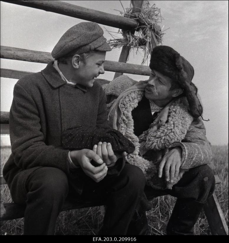 Tallinnfilmi mängufilm "Kevade". Foto filmist. Lible osas Kaljo Kiisk, Arno osas Arno Liiver.