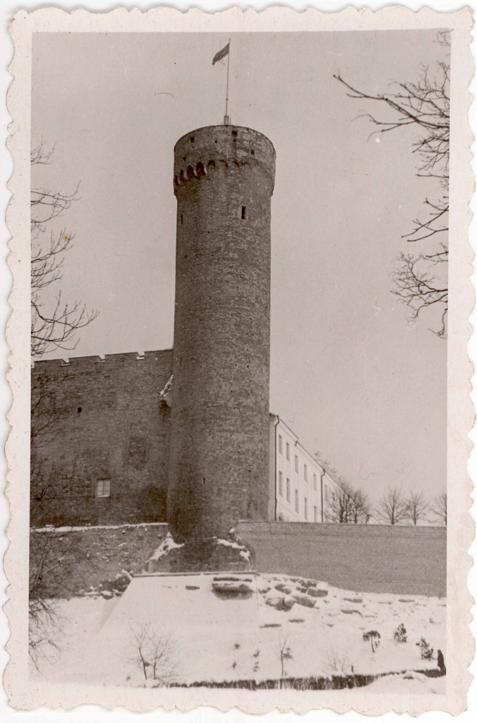 Toompea fortress. View from W to Pike Hermann. Winter