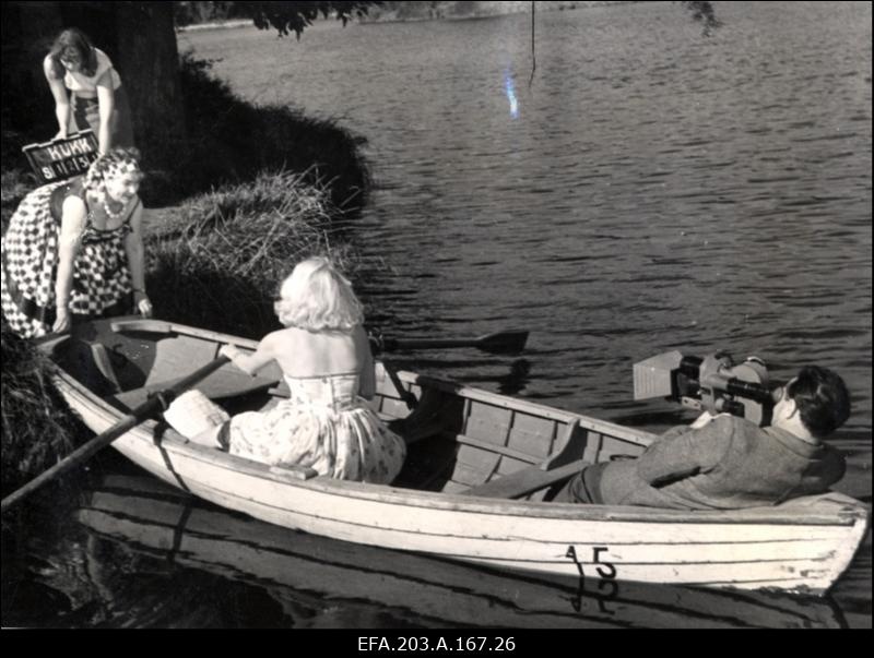 Vaade võtteplatsile filmistuudio Tallinnfilm mängufilmi Juhuslik kohtumine võtete ajal.