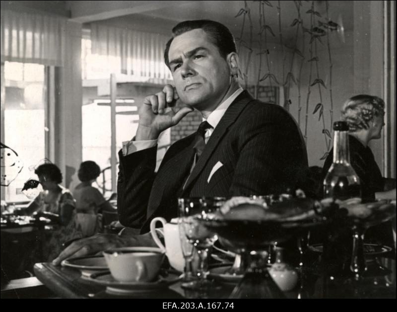 G. Ots Laigo osas filmstuudio Tallinnfilm mängufilmis Juhuslik kohtumine.