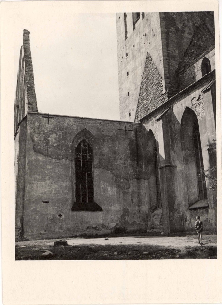 All-city. Niguliste Church. View of Antonius cable and the bottom part of the tower O