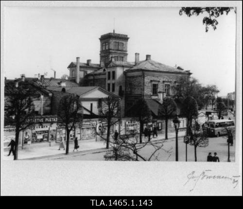 Viru tänava algus.