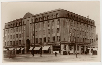 Office building Pärnu mnt 10. View from the east to the main façade. Eliel Saarinen. 1911-1912  duplicate photo