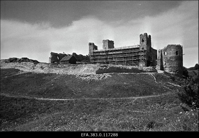 Vaade lossivaremetele Vallimäel.