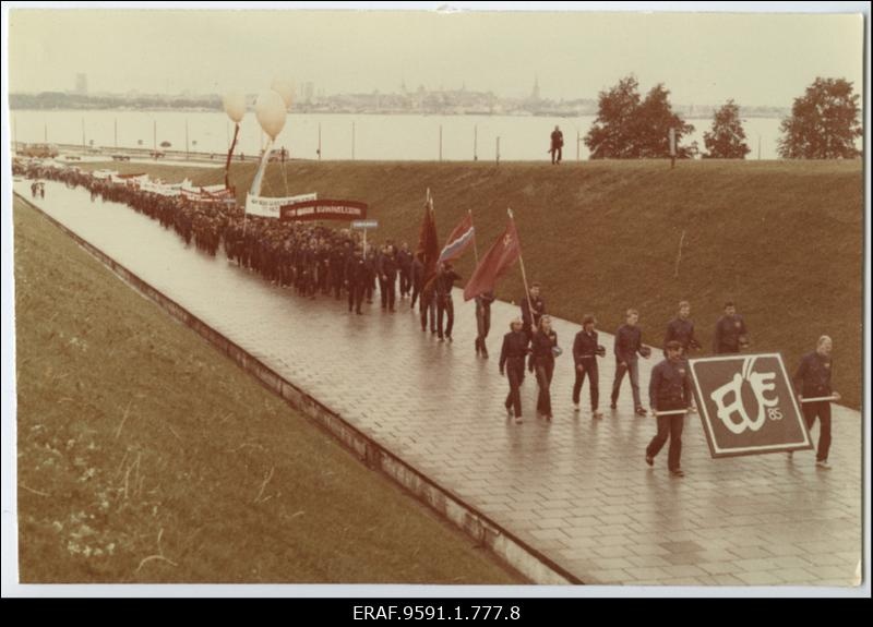 EÜE-85 töösuve avamine Tallinnas Maarjamäel