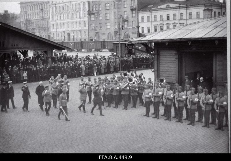 Vabadussõjas langenud soomlaste mälestussamba avamine Helsingis 27.mai  1923.a.