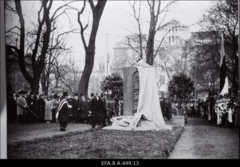 Vabadussõjas langenud soomlaste mälestussamba avamine Helsingis 27.mai  1923.a.