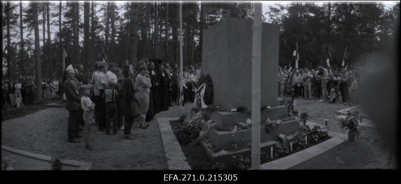 Vabadussõja mälestussamba avamine Võrus.