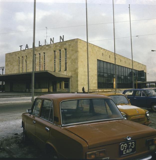 Tallinn. Balti jaam.