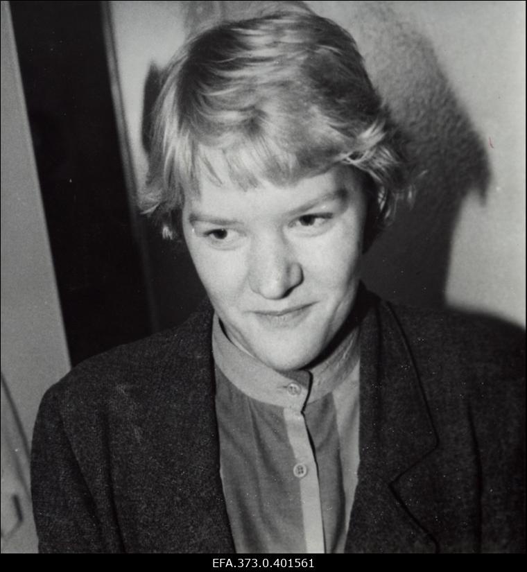 Narva Eesti Gümnaasiumi algklassiõpetaja Kati Märt Bernadt Ajapaik