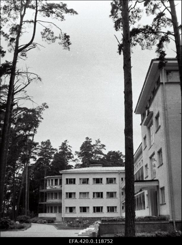 Narva-Jõesuu sanatooriumi välisvaade.