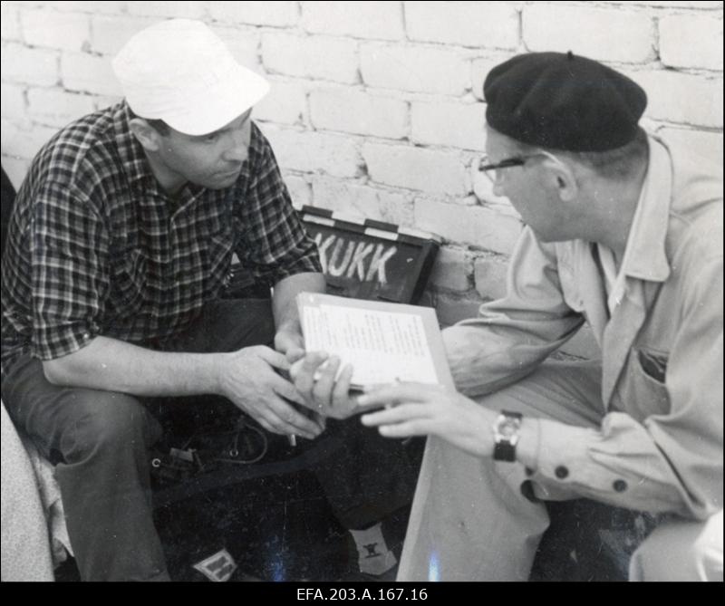 Filmistuudio Tallinnfilm mängufilmi Juhuslik kohtumine võtete ajal.