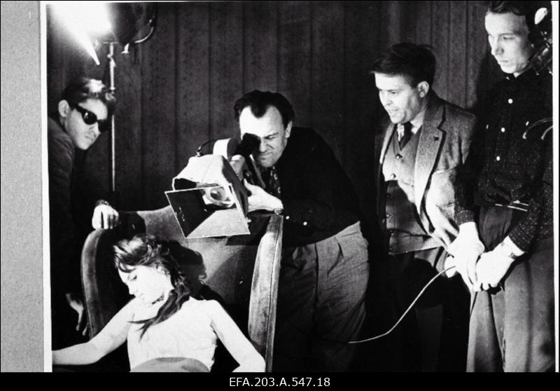 Tallinnfilmi lühimängufilm/tudengifilm "Roosa kübar".