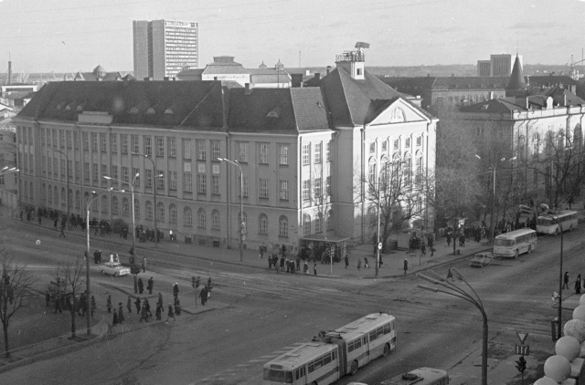 Tallinna vaade. Pärnu maantee-Estonia puiestee ristmik.