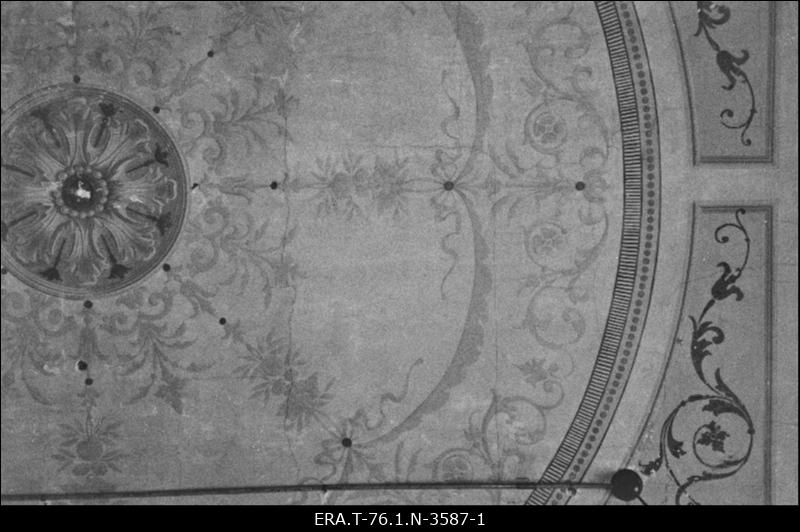 Saku mõis. Laemaalingud I korruse ruumis nr. 29 (kirdeosas) enne restaureerimist