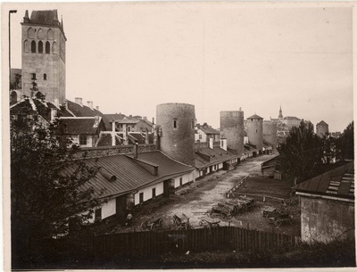 All-city. View of the n towers near the Laboratory Street. From the left: Oleviste Church, Grusbekeeback, Eppingi, Plate, Köismäe, Loewenschede towers. On the right side of the Stenbock house and Toomkirik Tower  similar photo
