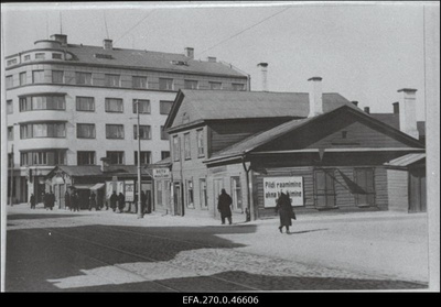 Tartu maantee ja Raua tänava nurk.  duplicate photo